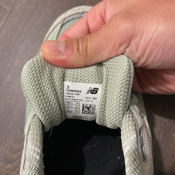 New Balance 990v4 - Picture 5 of 5